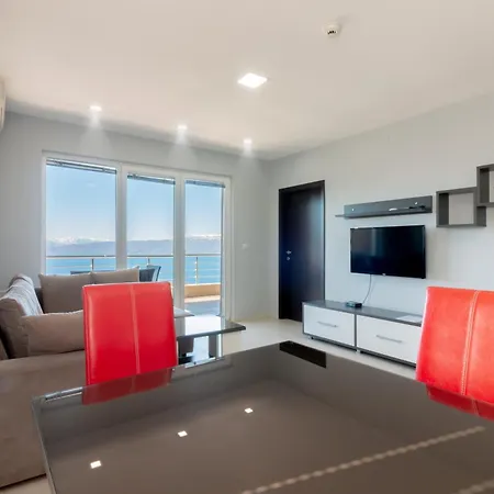 Velestovo House Apartment *